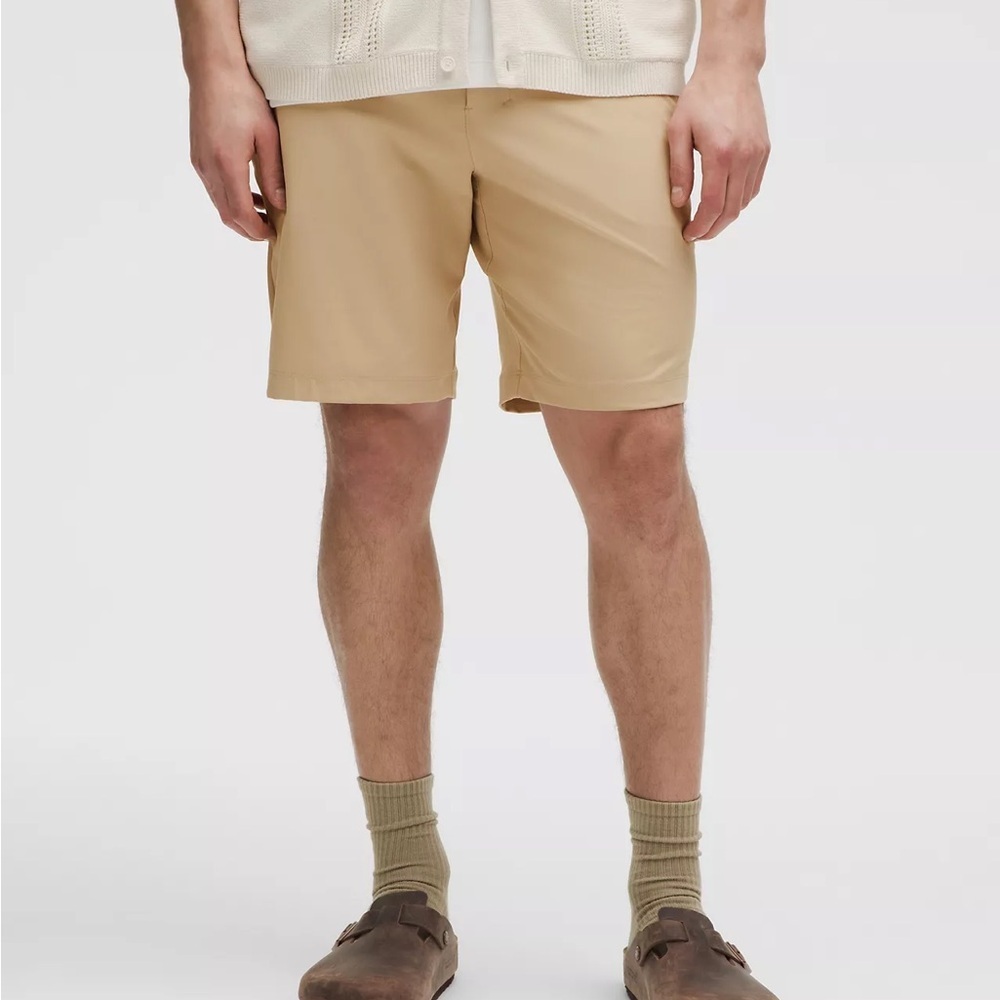 lululemon athletica Men's Tan Flat Front Shorts